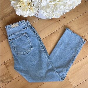 AG “The Isabelle” High Rise Straight Crop Denim Jeans with Frayed Hem 🌸 Sz 27